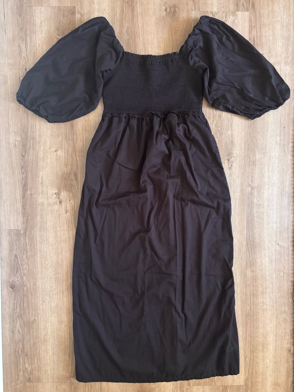 Organic Cotton Black Puff-Sleeve Smocked Midi Dress Women’s Small Free Assembly